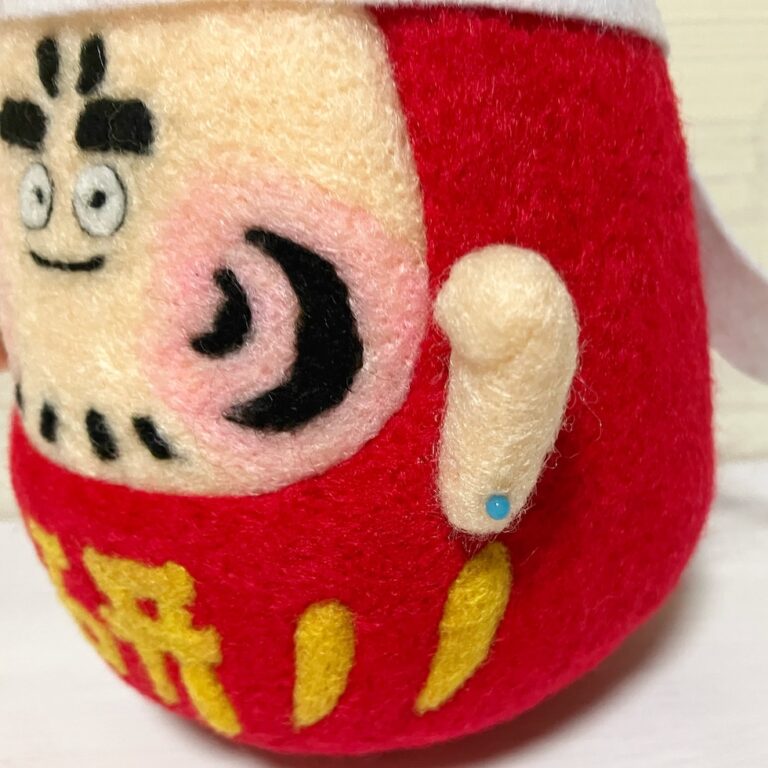 左手アップ